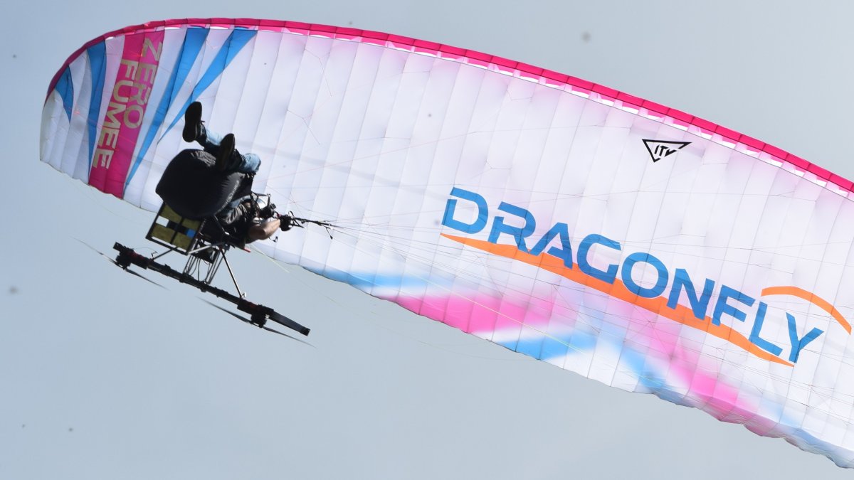 (c) Dragonfly-paramotor.fr