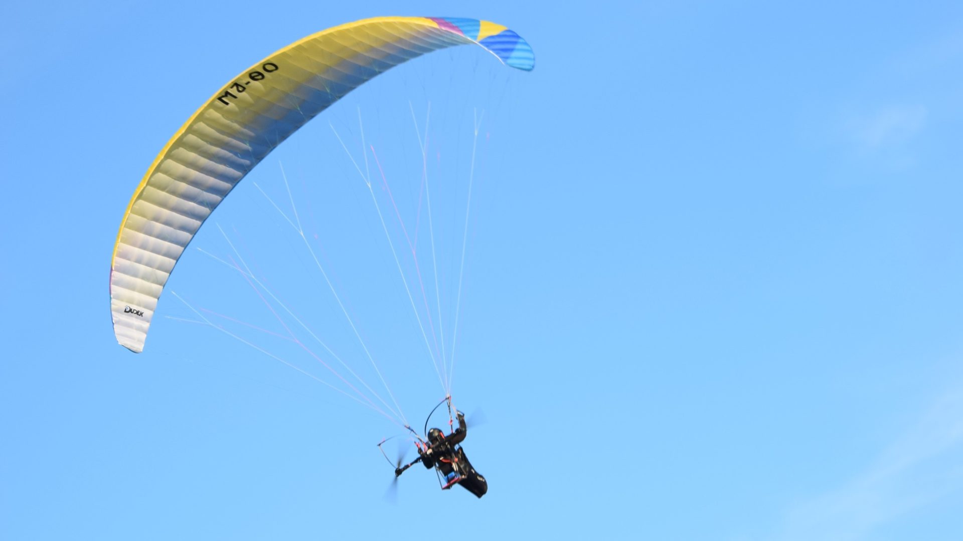 Photos aeriennes en paramoteur